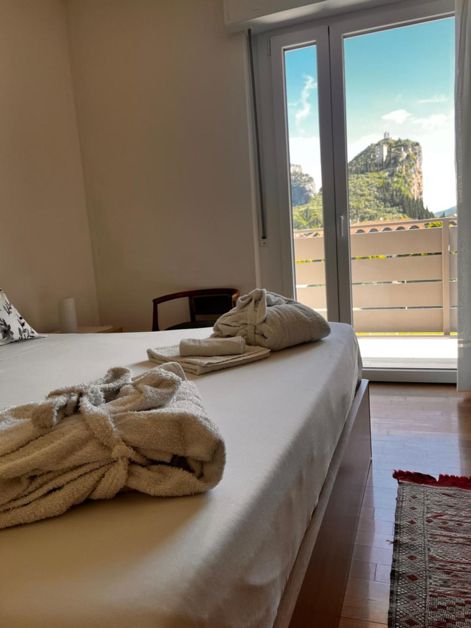 Casa Liliana Apartment Arco Bagian luar foto